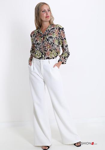 Blouse in Cotton  with buttons v-neck with pockets Floral print - ph 5