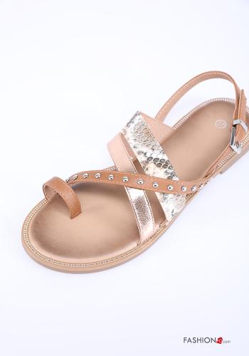 Sandali  regolabile con borchie con cinturino - ph 3