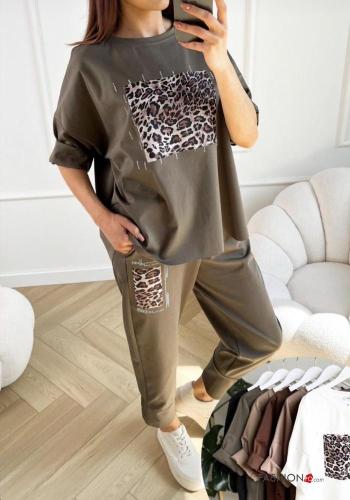 Coordinato in Cotone girocollo Fantasia animalier maniche a tre quarti con tasche con elastico - ph 1