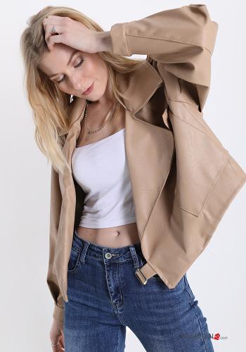 Jacke  Kunstleder mit Knöpfen mit Riemen - ph 1