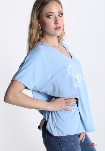 T-shirt  scollo a V Fantasia stampata - ph 3