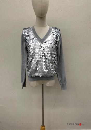 Sweater with sequins with v-neck