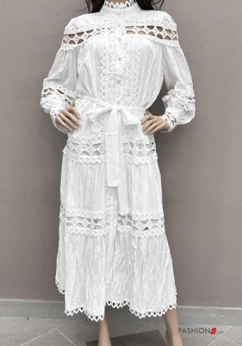 Vestido de camisa em Algodão manga comprida Padrão bordado com cinto de tecido com botões com folhos com gola subida