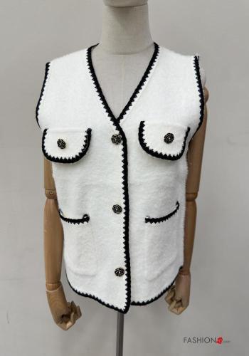 Chaleco con bolsillos con cuello en v con botones