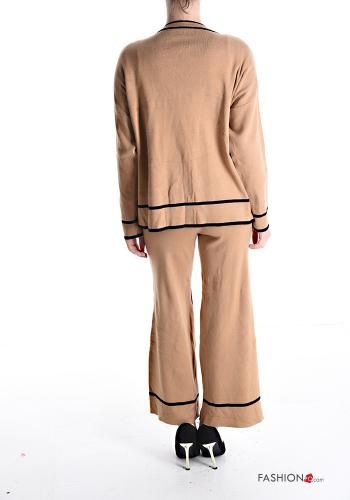 Ensemble coordonné avec poches à boutons avec élastique à col en V - ph 2