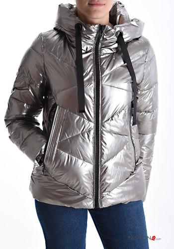 Piumino metallizzato con zip con tasche con cappuccio