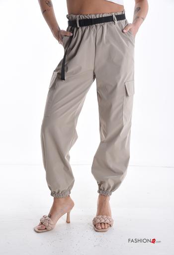 Pantalone con elastico con cintura con tasche