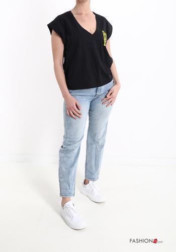 T-shirt in Cotone Fantasia scritta scollo a V - ph 5