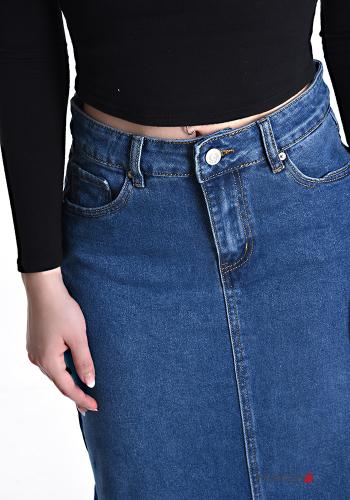 Jupe en Coton Longuette au bord brut en denim avec poches avec fonte - ph 4