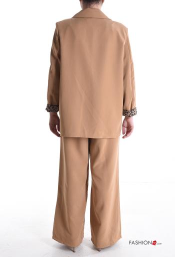 Tailleur maniche lunghe con colletto con elastico con fodera con bottoni con tasche - ph 2