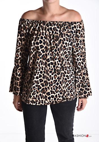 Blusa maniche volant maniche lunghe Fantasia animalier con elastico scollo alla bardot - ph 1