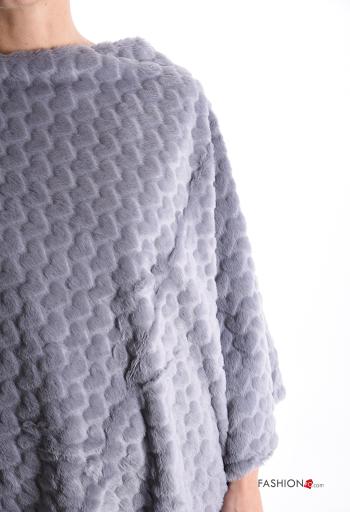 Poncho asimmetrico con scollo a barca - ph 4