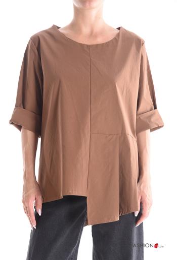 Blouse asymétrique col rond à volants