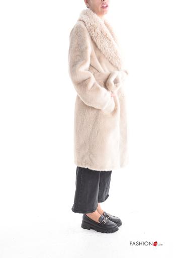 faux fur with collar Coat with pockets with fabric belt - ph 3