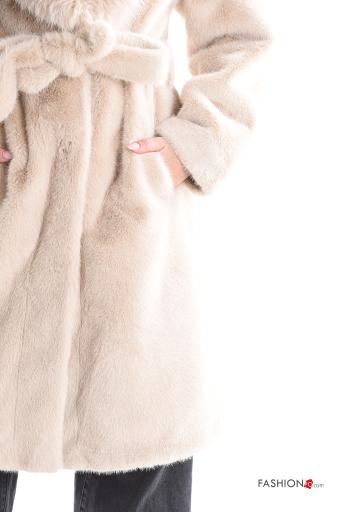 faux fur with collar Coat with pockets with fabric belt - ph 4