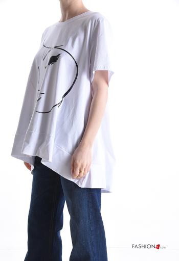 T-shirt in Cotone maniche corte asimmetrico Fantasia artistica - ph 3
