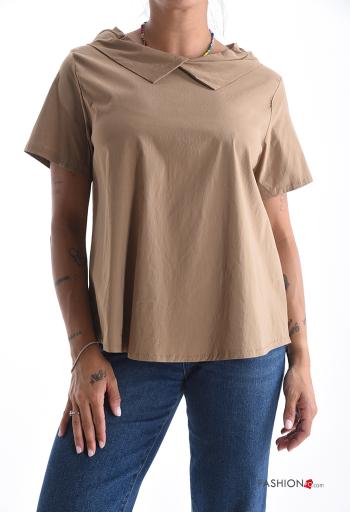 Blusa maniche corte con colletto