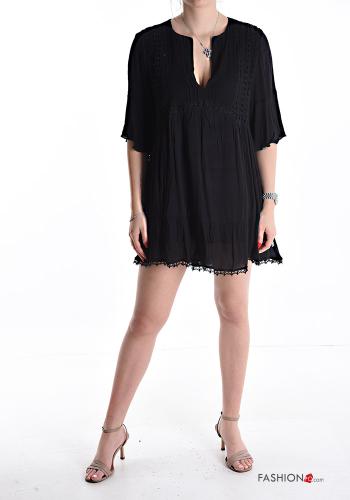 Robe en Coton manches courtes courte à broderie à volants décolleté profond - ph 1