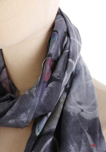 heart motif Scarf - ph 2