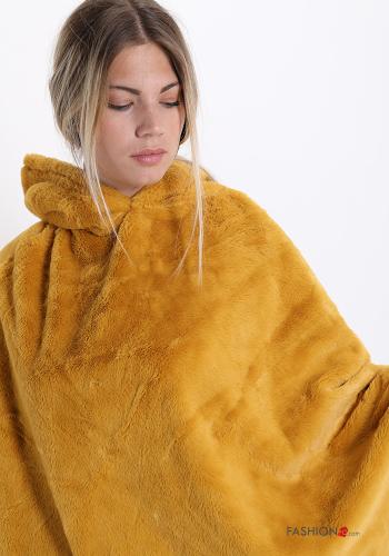 Poncho fourrure synthétique à capuche - ph 4