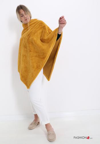 Poncho fourrure synthétique à capuche - ph 5