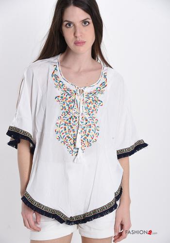 Copricostume Fantasia ricamata con fiocco con frange