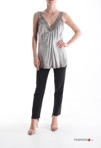 lace trim sleeveless satin Top with v-neck - ph 5