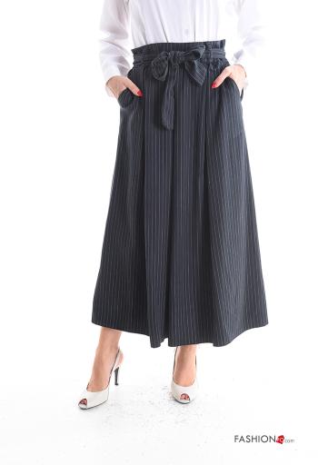 Gonna in Cotone vita alta Fantasia righe con tasche con cintura in stoffa - ph 1