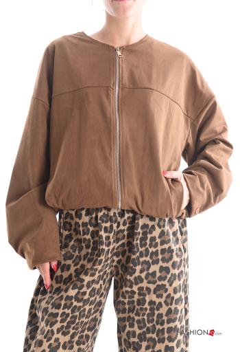 Giacca girocollo camoscio maniche lunghe con tasche con zip