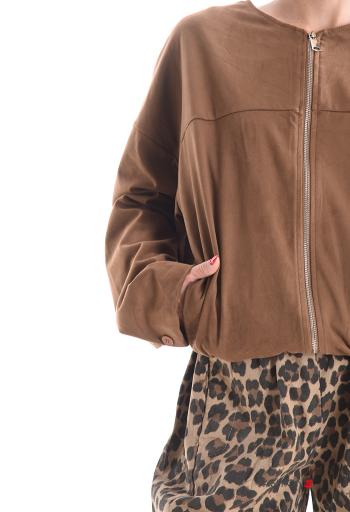 Giacca girocollo camoscio maniche lunghe con tasche con zip - ph 4