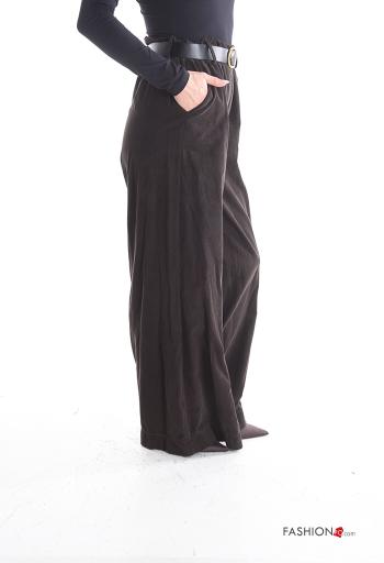 Pantalone in Cotone in velluto wide leg con elastico con cintura con tasche - ph 3