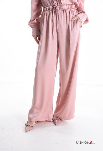 Pantalones satén wide leg con bolsillos con elástico