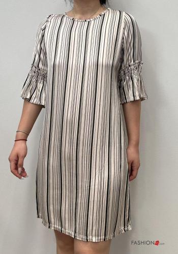 Vestido curto gola redonda às riscas manga três quartos - ph 1
