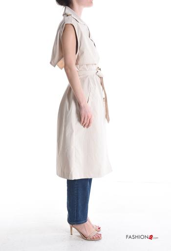 Trench con fibbia senza maniche con fodera con cintura con tasche - ph 3