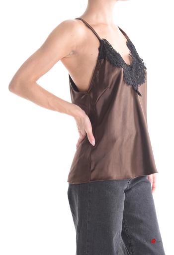 Top senza maniche regolabile pizzo raso Fantasia ricamata - ph 3