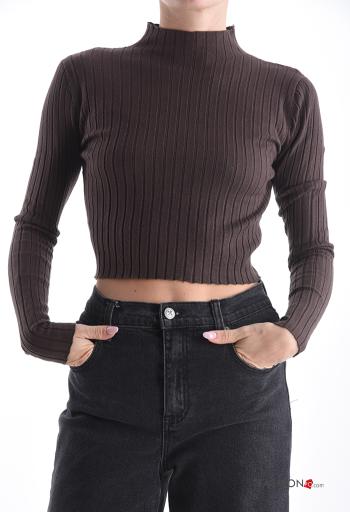 Maglione maniche lunghe costine corto a collo alto