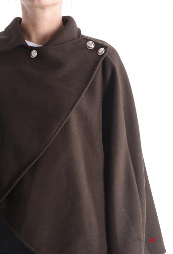 with collar Cape with buttons - ph 4