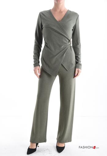 Coordinato con fibbia maniche lunghe scollo a V con elastico - ph 1