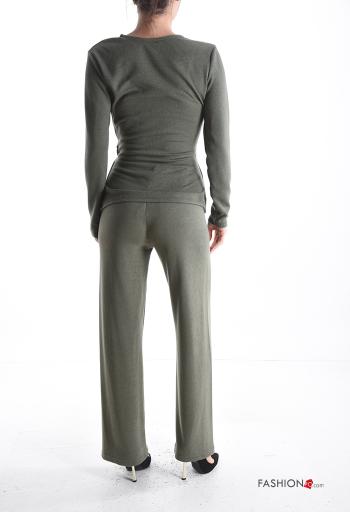 Coordinato con fibbia maniche lunghe scollo a V con elastico - ph 2