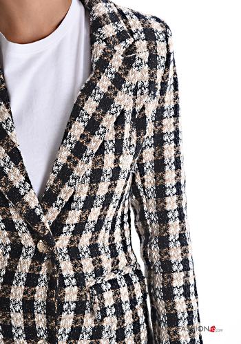 Cappotto doppio petto tipo “Chanel” con tasche - ph 4