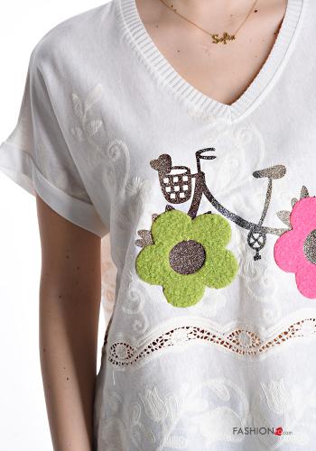 T-shirt in Cotone Fantasia ricamata scollo a V - ph 4