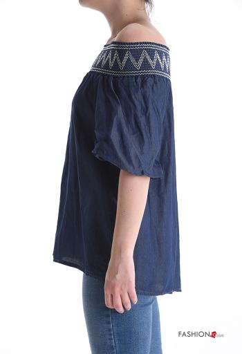 Blouse en denim manches courtes à broderie avec élastique décolleté bardot - ph 3