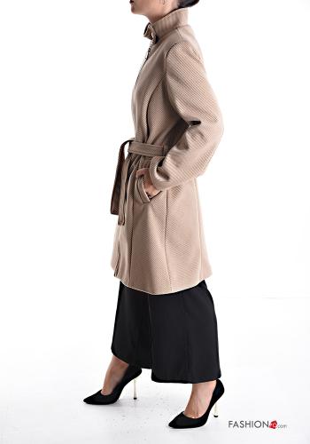 Cappotto con cintura in stoffa con fodera con tasche con zip - ph 3