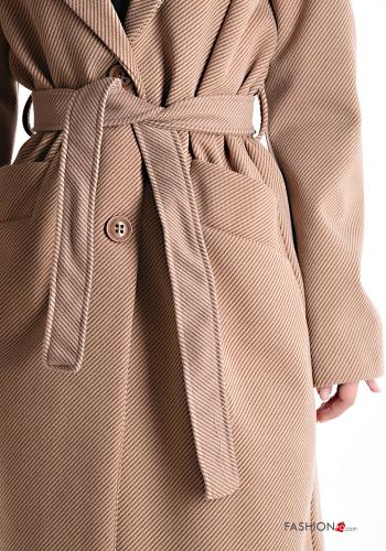 Cappotto con cintura in stoffa con fodera con tasche con bottoni con cappuccio - ph 4
