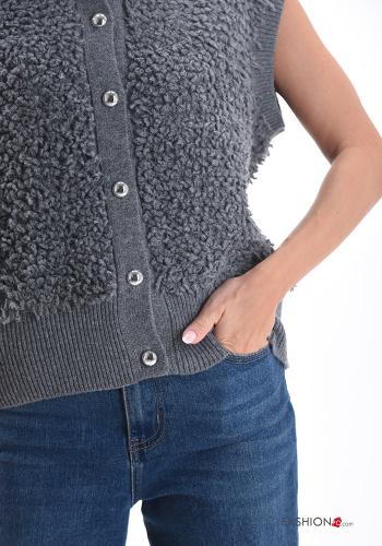 Gilet sans manches à boutons - ph 4