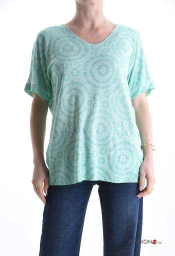 T-shirt with v-neck - ph 1