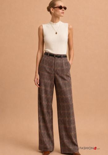 Trousers with pockets - ph 1