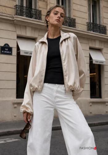 Jacket with zip