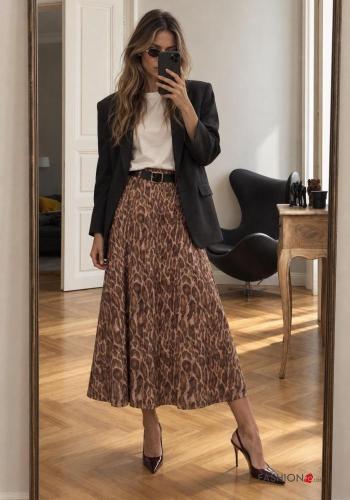 Skirt with belt