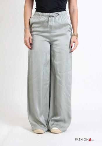 Pantalone con tasche con elastico